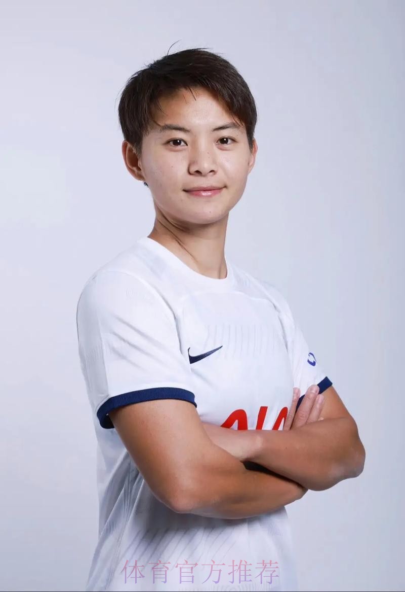 中国女足队员王霜入围亚洲足球小姐候选名单